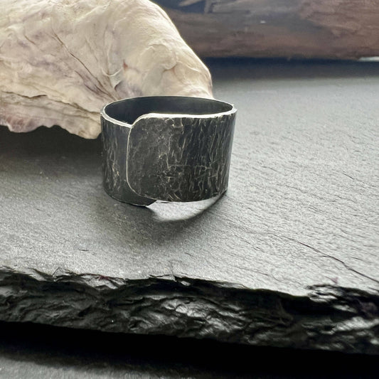 Hammered Silver Wide band men’s ring.