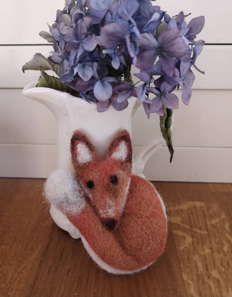 Needle Felted Fox Brooch