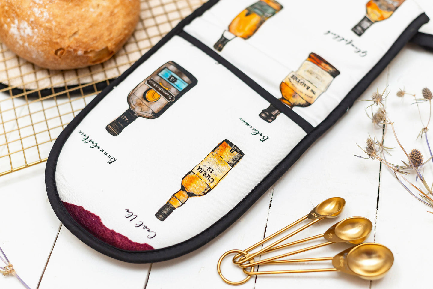 Scottish Whisky Watercolour Oven Gloves