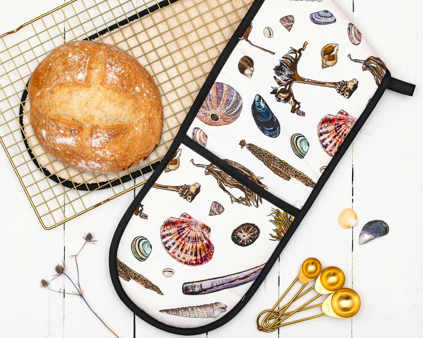 Sea Treasures Watercolour Oven Gloves