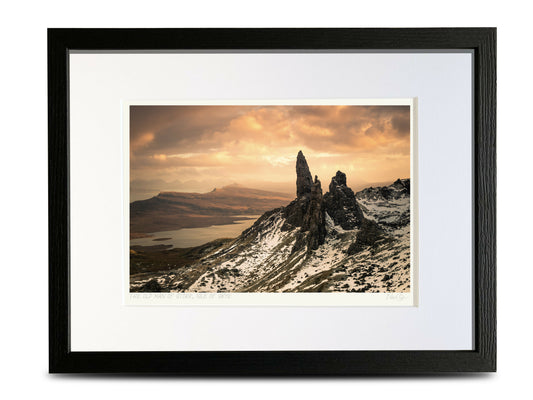 The Old Man of Storr Skye Scotland - A4 (40x30cm) Framed/Unframed Fine Art Photo Print