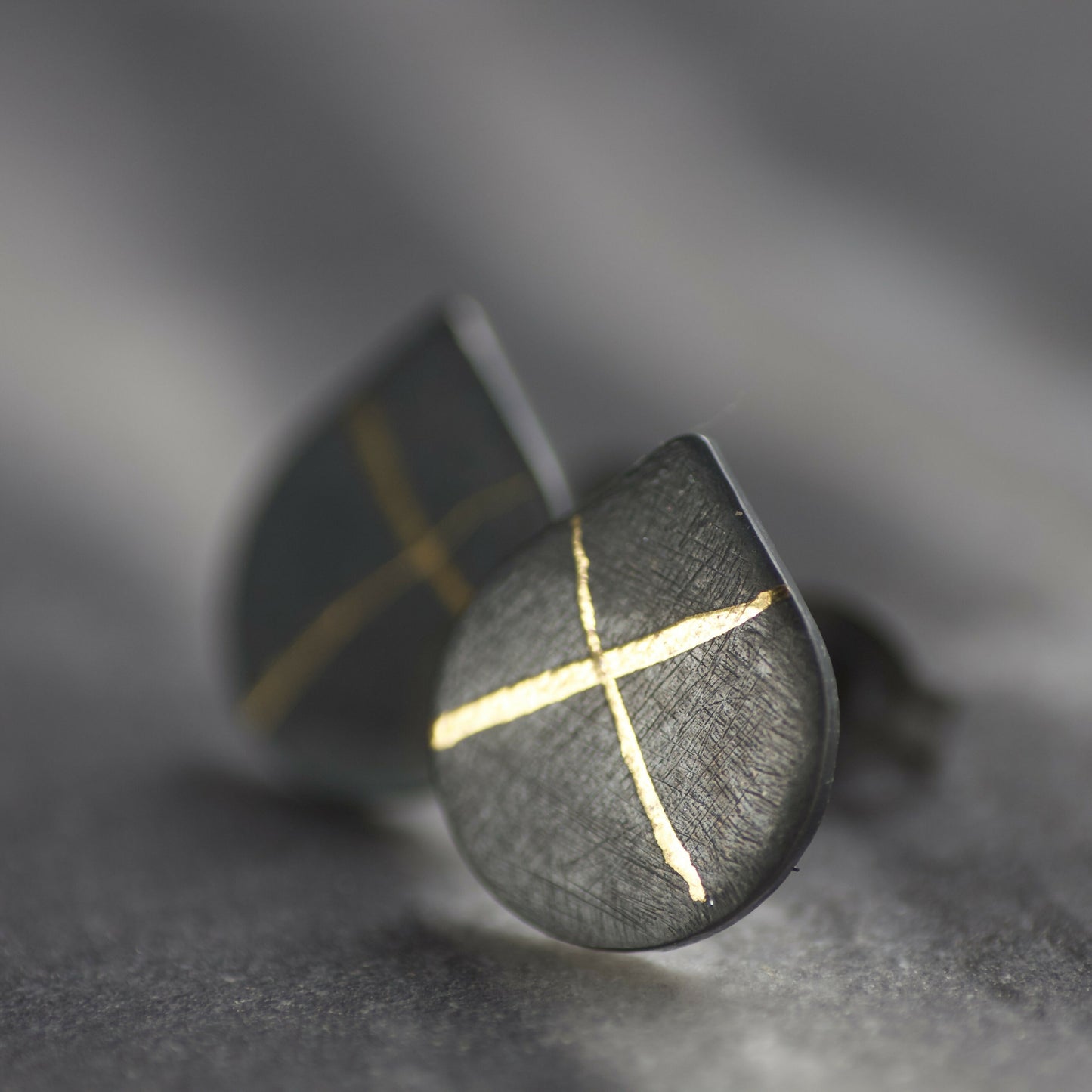 Oxidised Keum Boo 'X' Teardrop Studs
