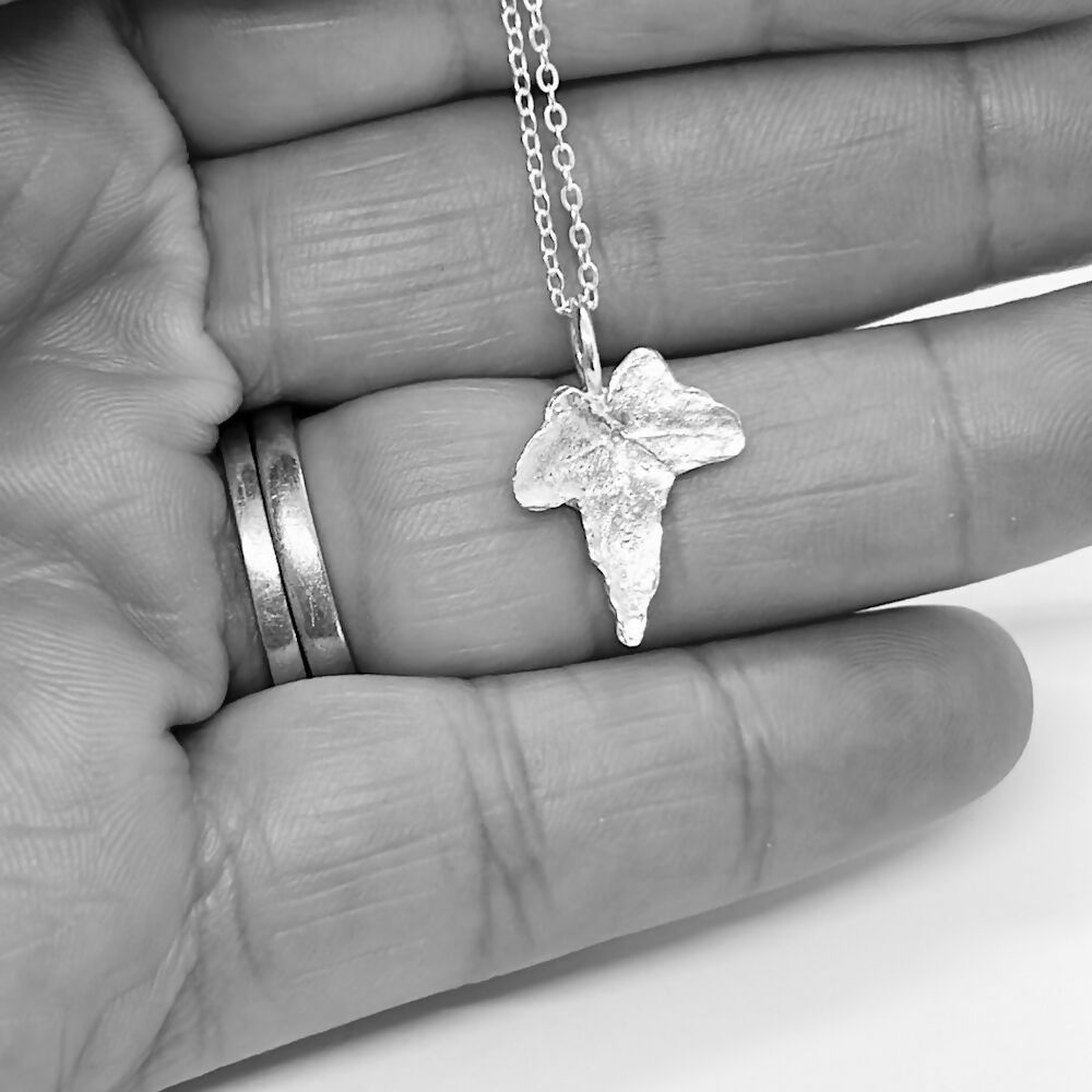 Silver Ivy Leaf Necklace