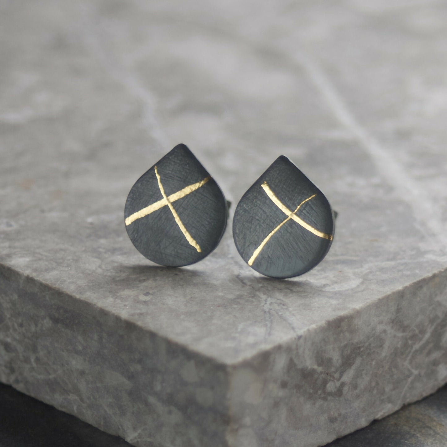 Oxidised Keum Boo 'X' Teardrop Studs