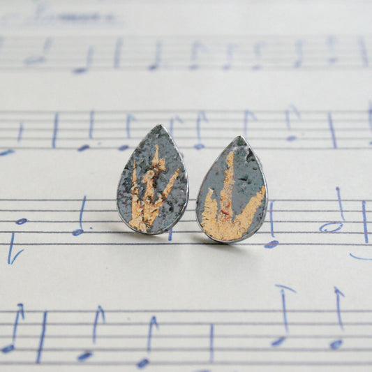 teardrop-stud-earrings