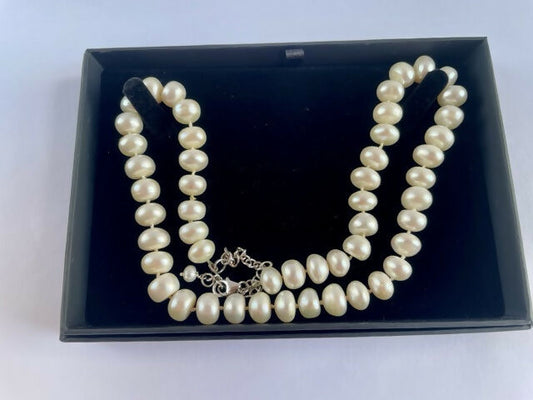 Ivory pearl necklace