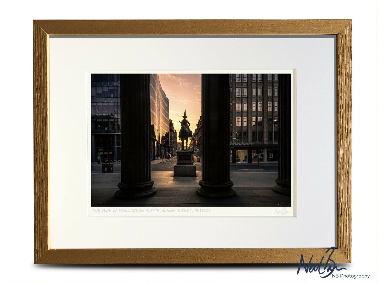 The Duke Queen Street Glasgow Scotland - A4 (40x30cm) Framed/Unframed Fine Art Photo Print