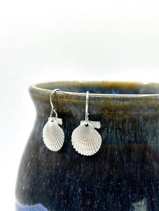 Silver Scallop Shell Dangle Earrings : Isle of Colonsay