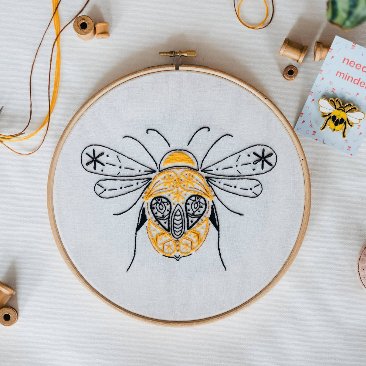 Bee Embroidery Kit – Scottish Design Exchange