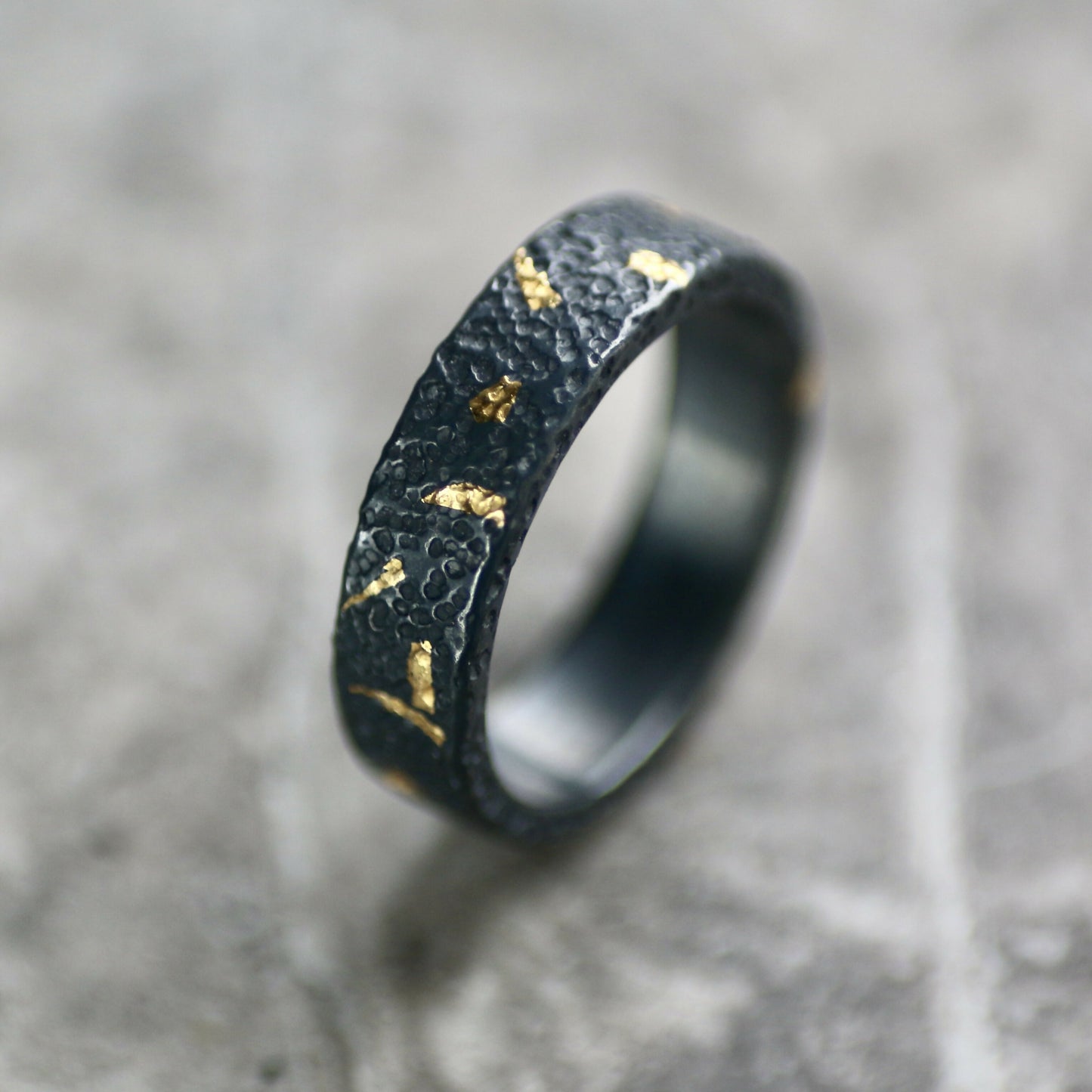 Oxidised Confetti Keum Boo Ring