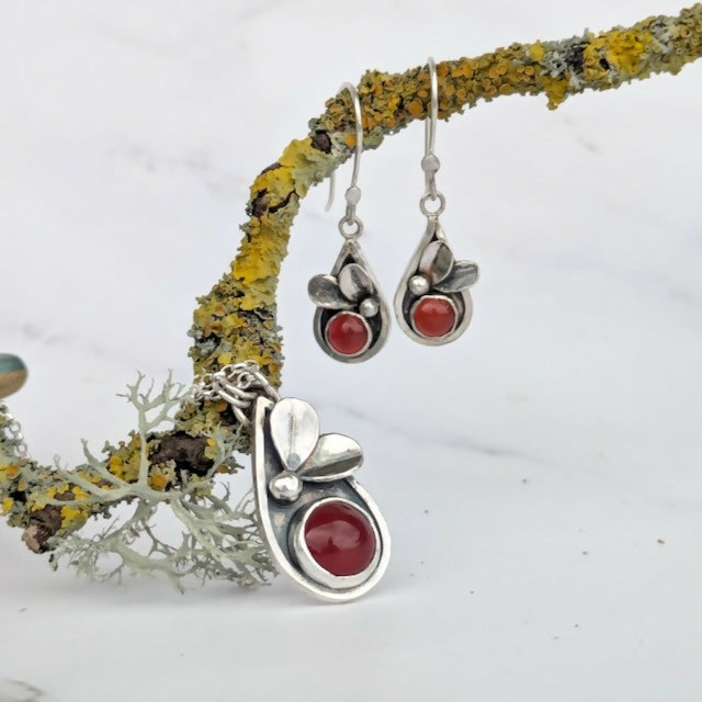 Sterling silver botanical necklace with carnelian gemstone