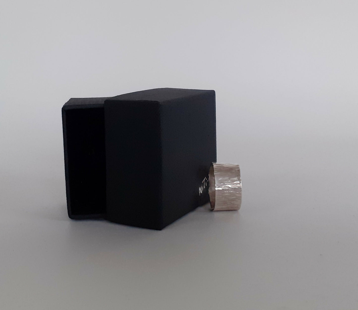 Adjustable sliver ring 10