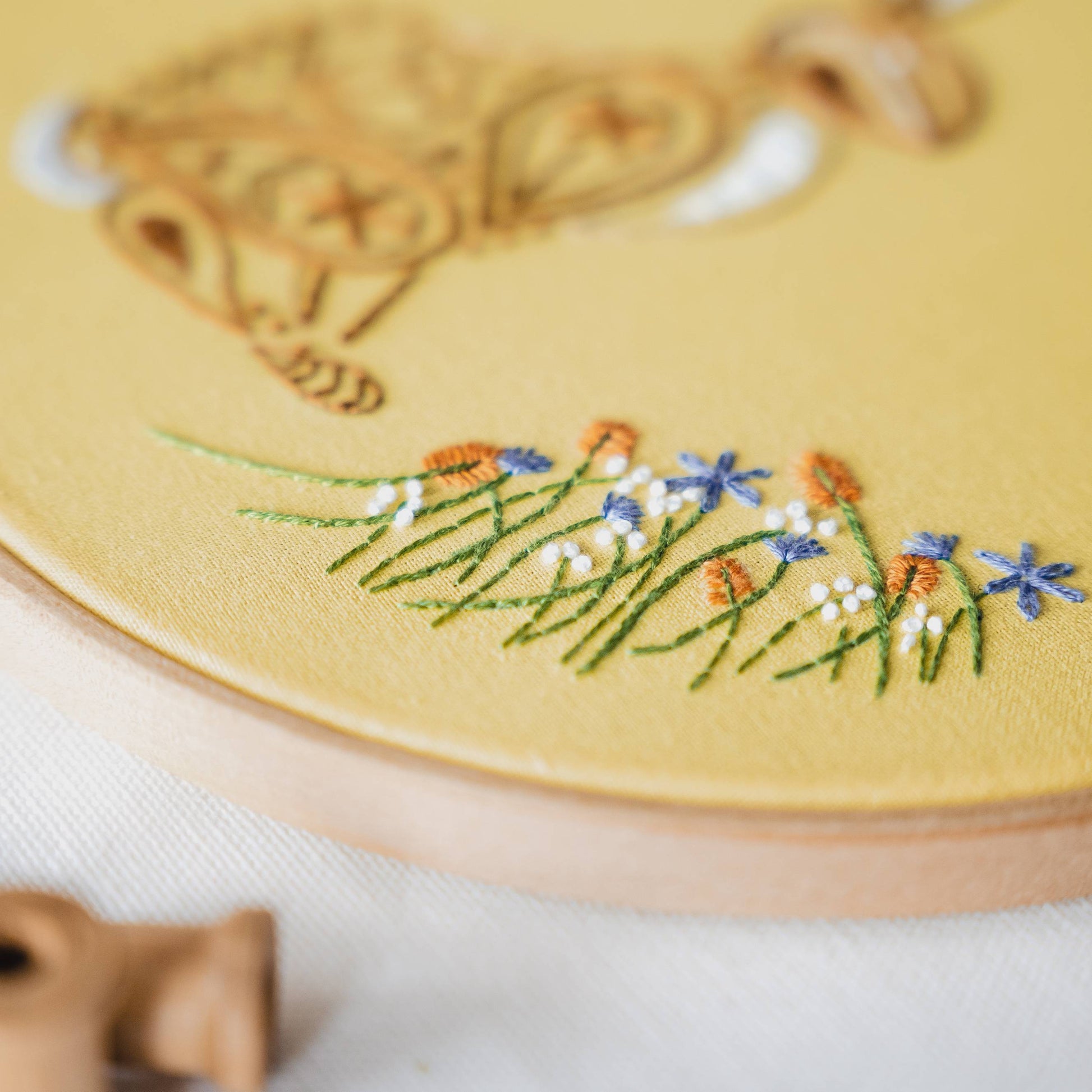 South Darwin Rugby Embroidery Rabbit Pattern Rabbit Embroidery Kit – Scottish Design Exchange