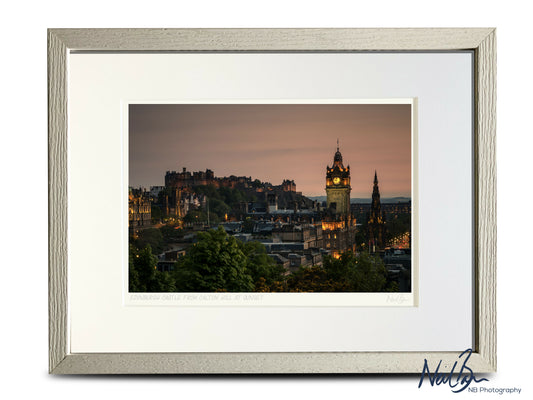 Edinburgh Castle Scotland - A4 (40x30cm) Framed/Unframed Fine Art Photo Print