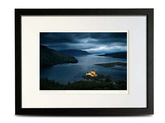 Eilean Donan Castle Scotland - A4 (40x30cm) Framed/Unframed Fine Art Photo Print