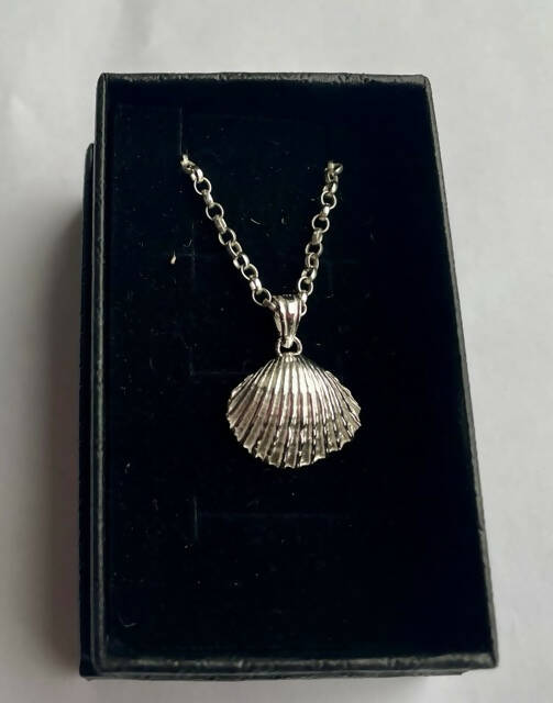 Fine silver shell pendant – Scottish Design Exchange