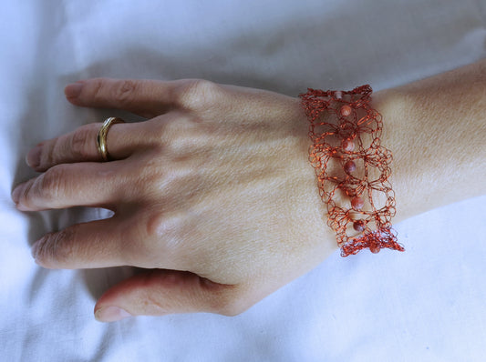 Bright Red copper wire bracelet with Agate beads