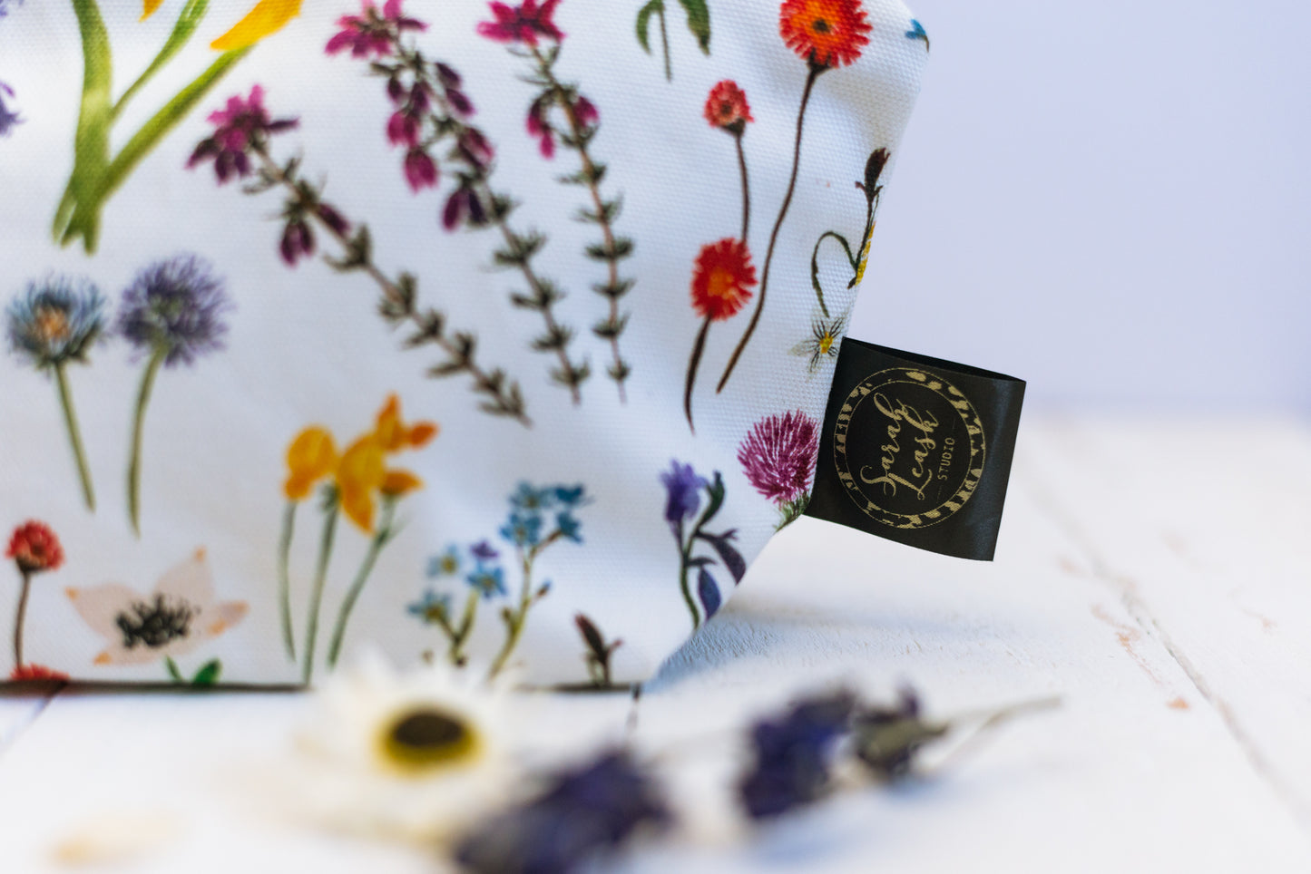 Wildflowers/Garnish Cosmetic Bag