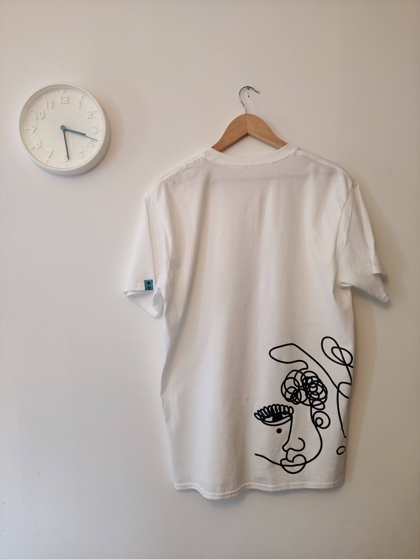Linear faces Design 03, Side printed T-shirt