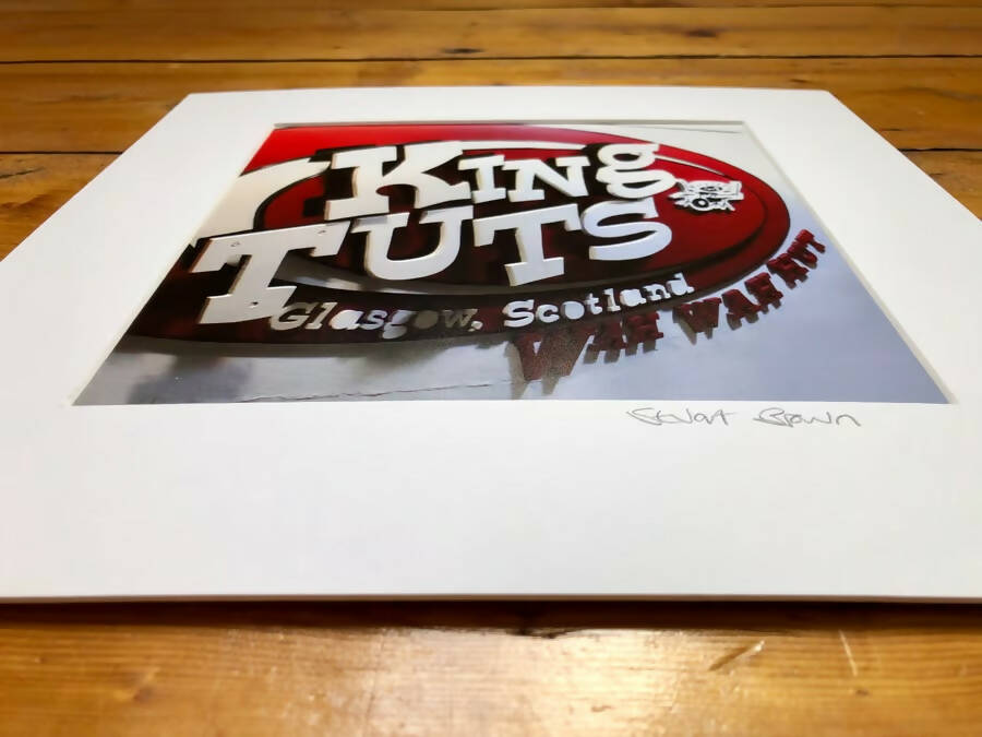 ‘King tuts’ Glasgow signed square mounted print 30 x 30cm