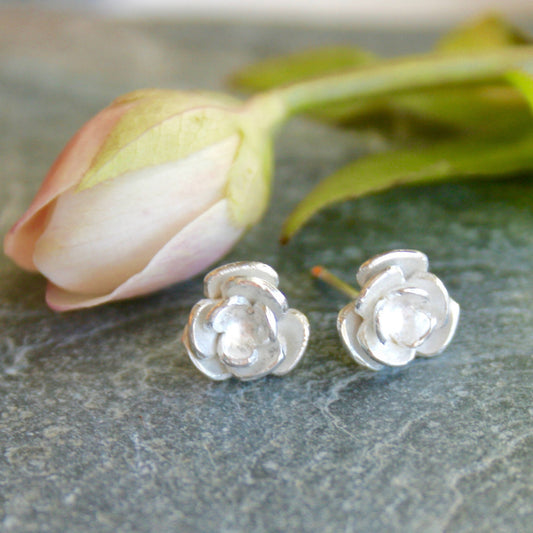 Sterling silver flower stud earrings