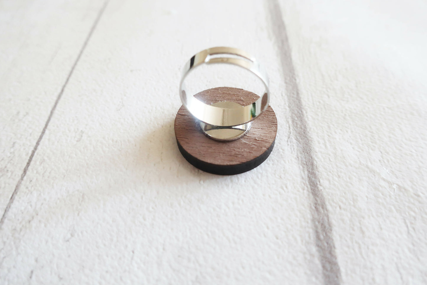 Yellow and black pattern wooden ring, adjustable
