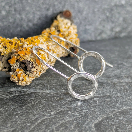 long_hammered_circle-earrings