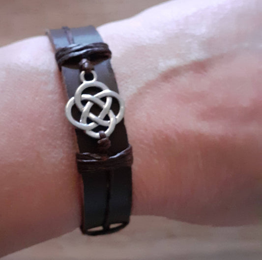 Leather Charm Bracelet Celtic Knot