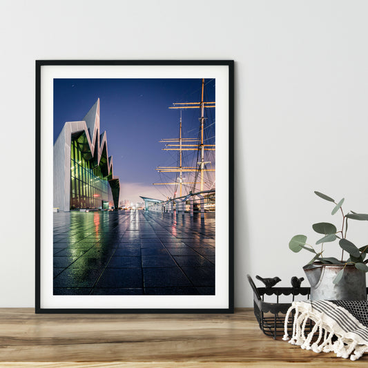 A silent night in city of Glasgow print